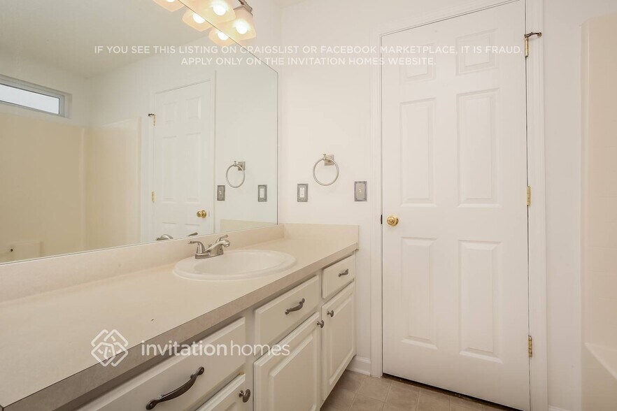 Building Photo - 2228 Crescent Valley Ln