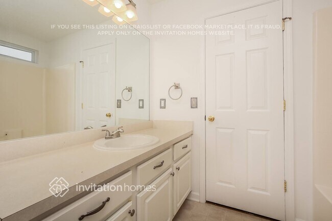 Building Photo - 2228 Crescent Valley Ln