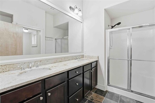 Building Photo - 501 Ridge View Crossing