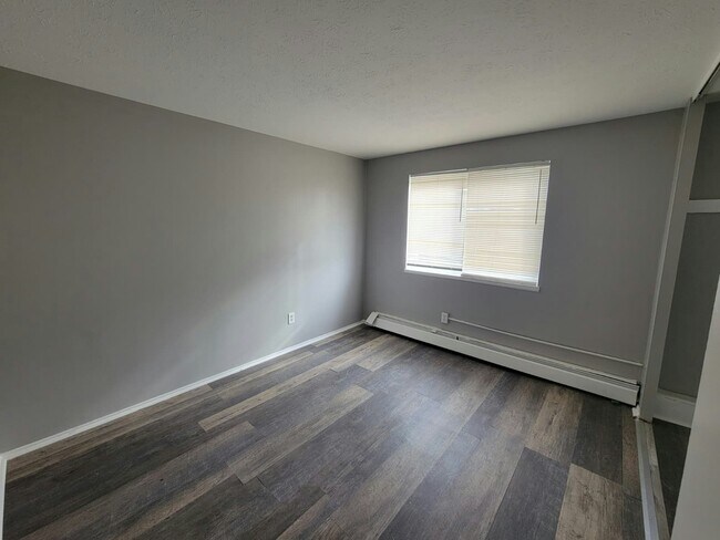 Building Photo - 13430 Euclid Ave