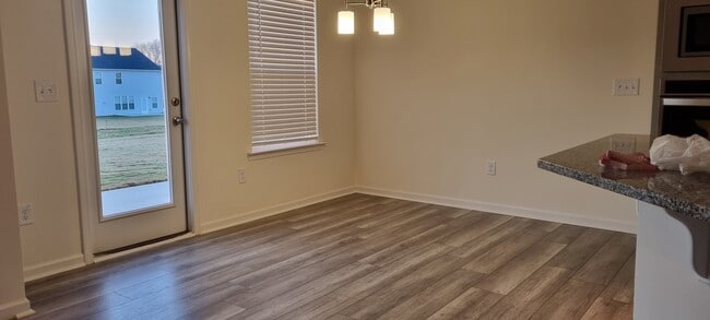 Building Photo - 4630 Falls River Dr