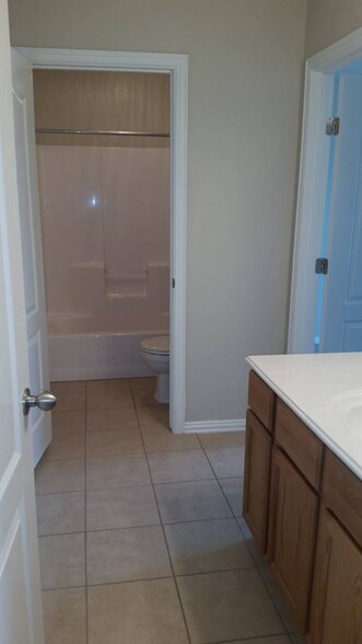 Building Photo - 3103 Wagon Trail Dr