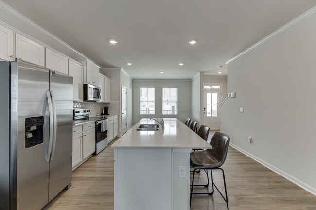 Building Photo - 6659 Corryton St