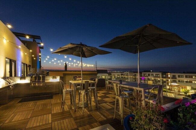 Building Photo - 3639 Haven Ave