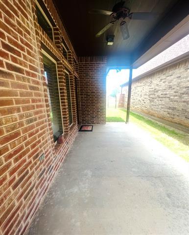 Building Photo - 5690 Legacy Dr