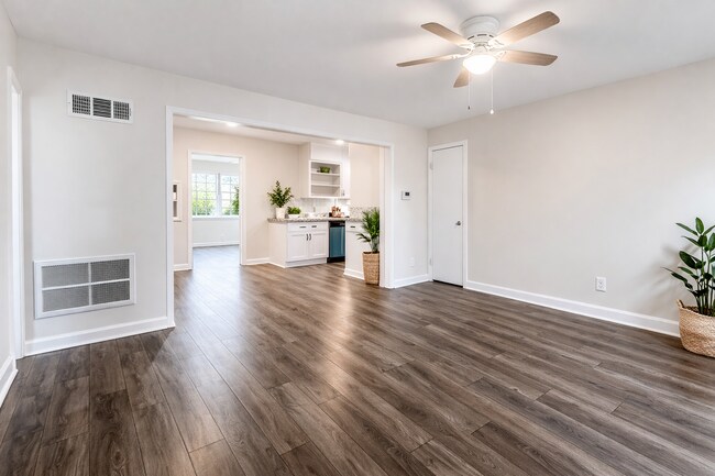 Building Photo - Beautifully Updated 3 Bedroom 2Bath Home in NE Wichita – $1575/month