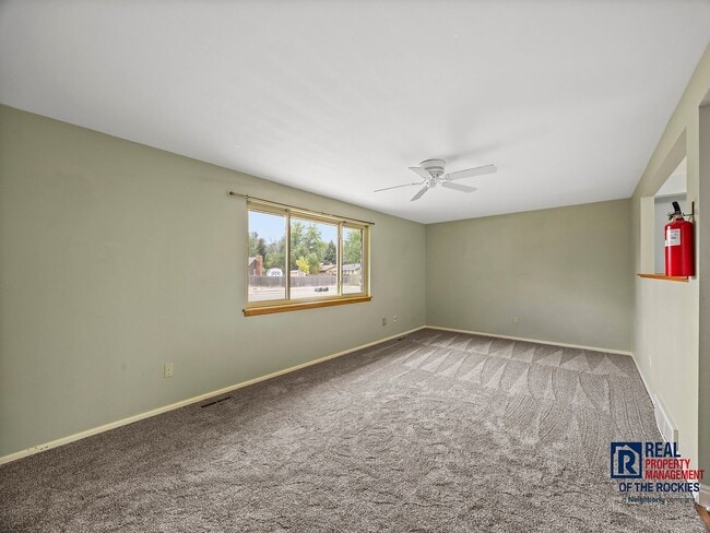 Building Photo - Charming Loveland Home Available Now!