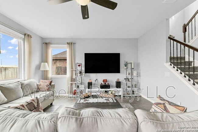 Building Photo - 7606 Hartford Den