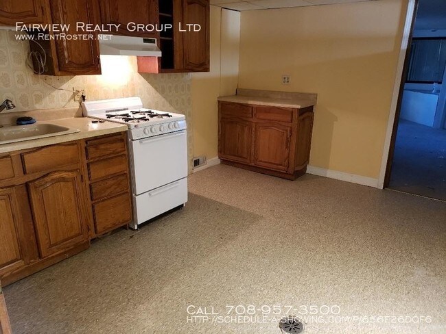 Building Photo - 1 bedroom in East Hazel Crest IL 60429