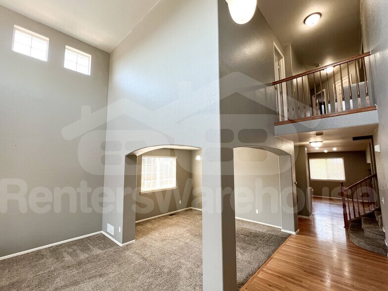 Building Photo - 3903 S Perth St