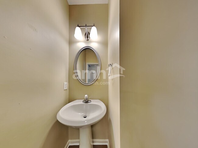 Building Photo - 110 Plumeria St