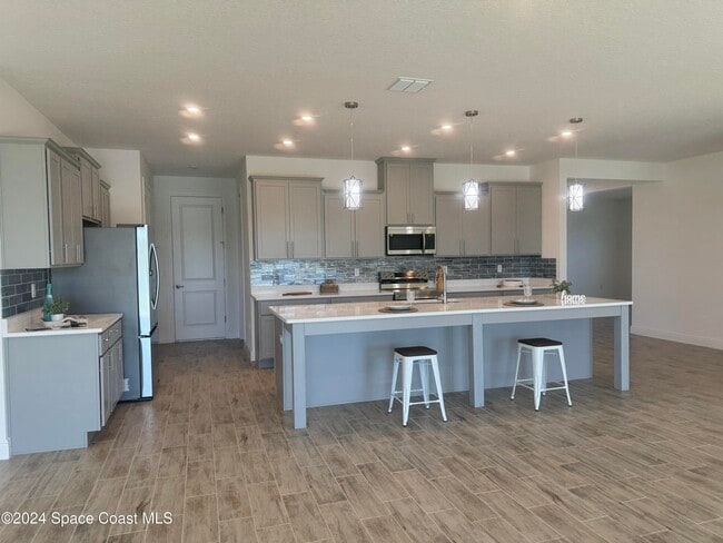 Building Photo - 6252 Andromeda Ave