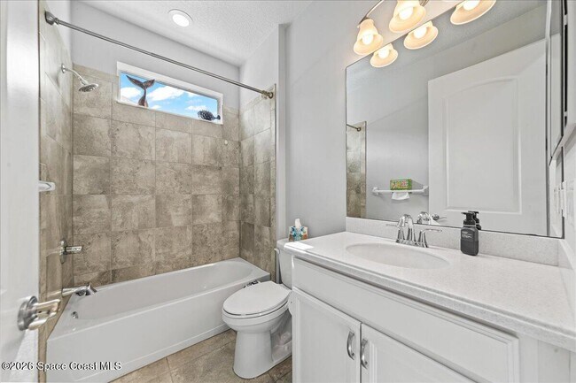 Building Photo - 7823 Loren Cove Dr