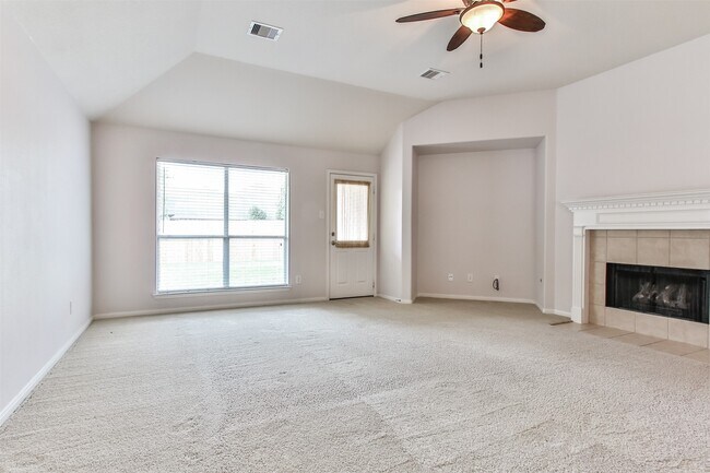 Building Photo - 14603 Whispering Cypress Dr