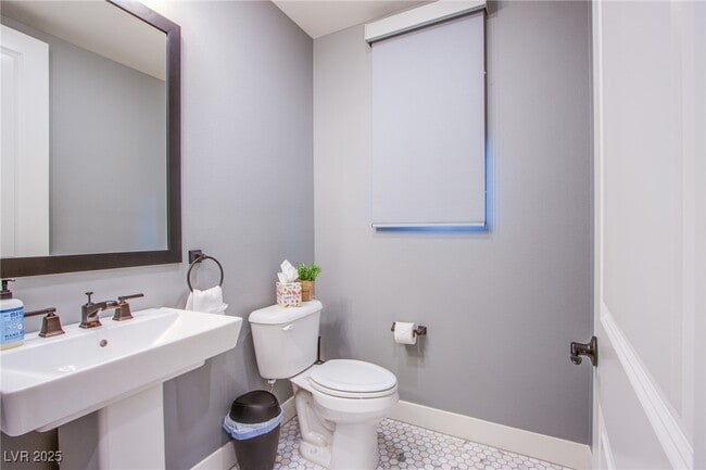 Building Photo - 10960 Merito Ct