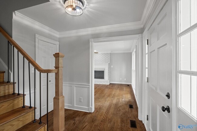 Building Photo - 101 Shady Ln