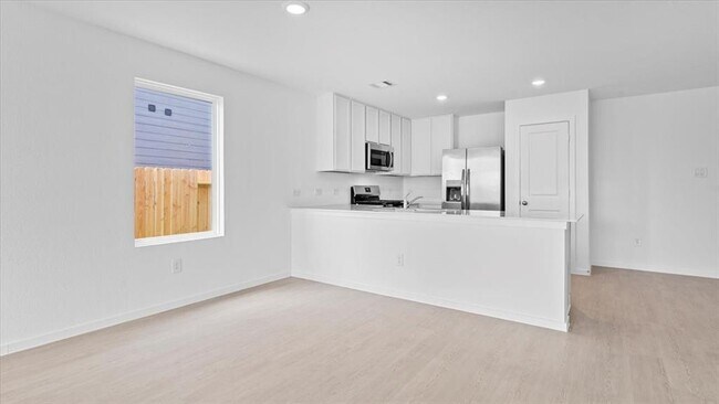 Building Photo - 10248 Prairie Dunes Ln
