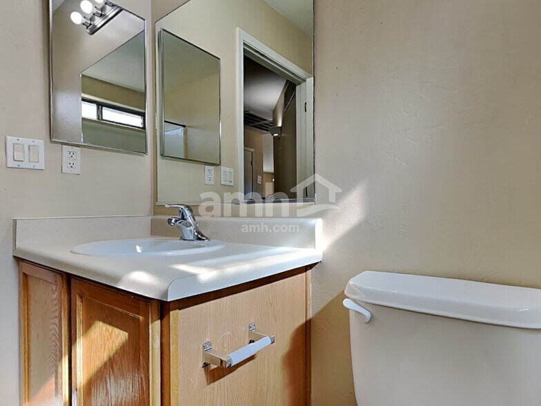 Building Photo - 3713 W Avenida Fria