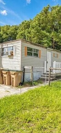 Building Photo - 20347 Green Wing Rd