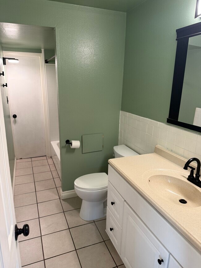 Building Photo - 7225 Inca St