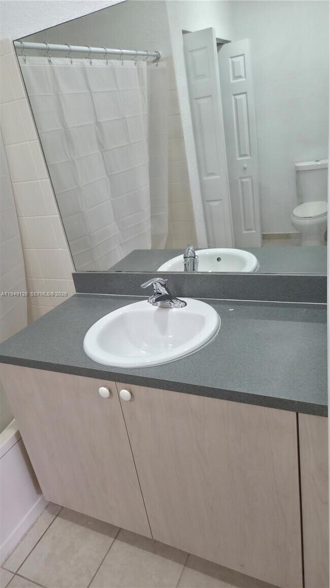 Building Photo - 2101 Belmont Ln