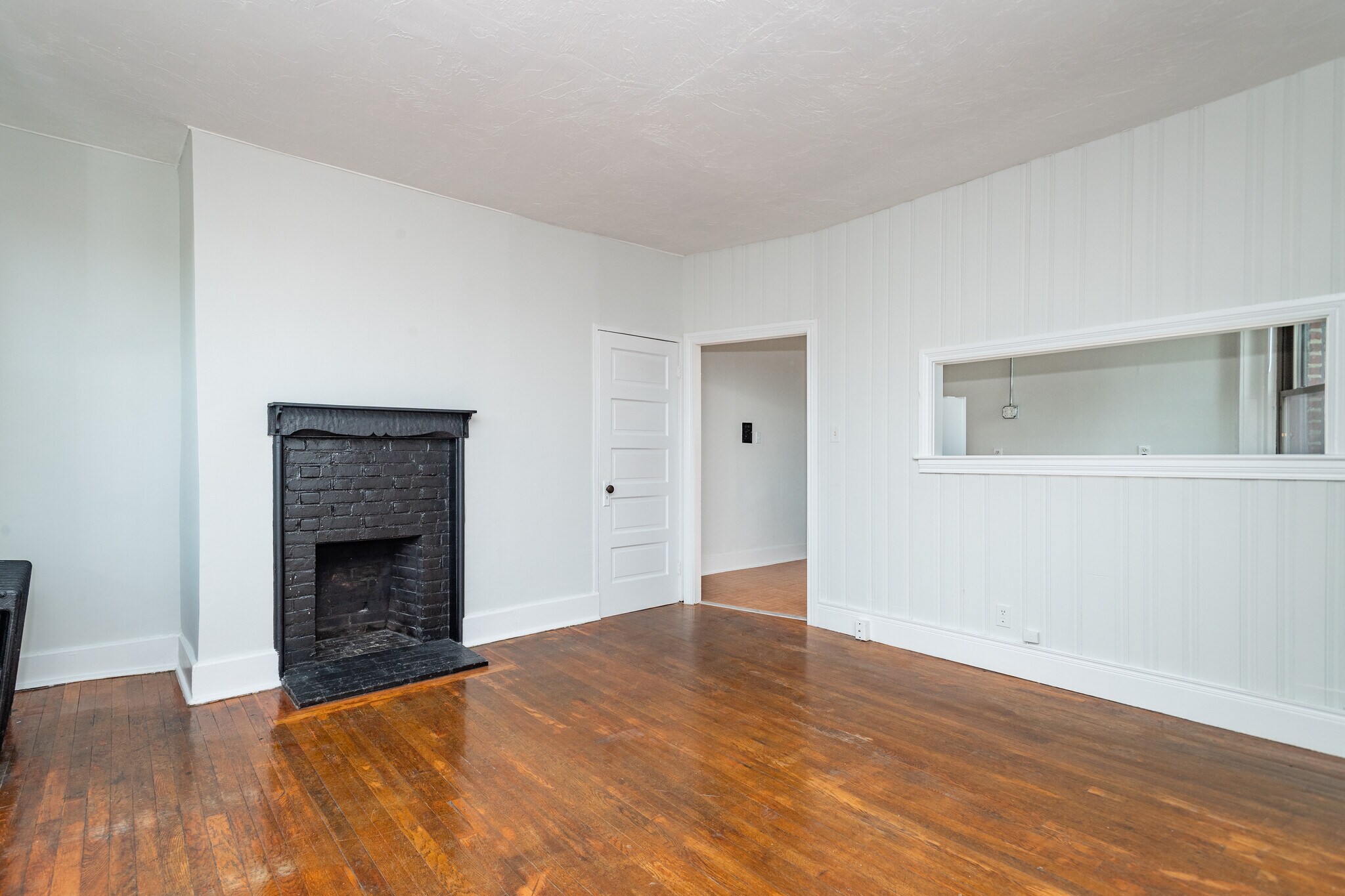 Building Photo - 85 Myrtle St