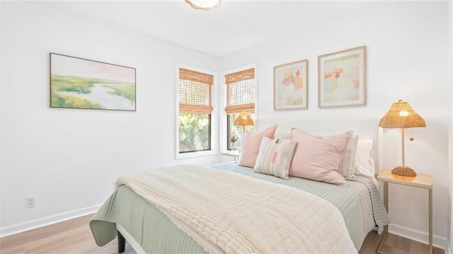 Building Photo - 512 S Harbour Oaks Dr