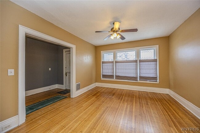 Building Photo - 507 W Delavan Ave