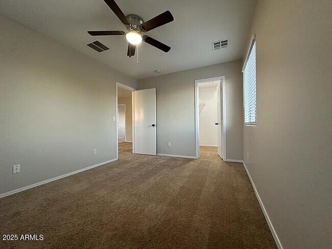 Building Photo - 4249 E Rousay Dr