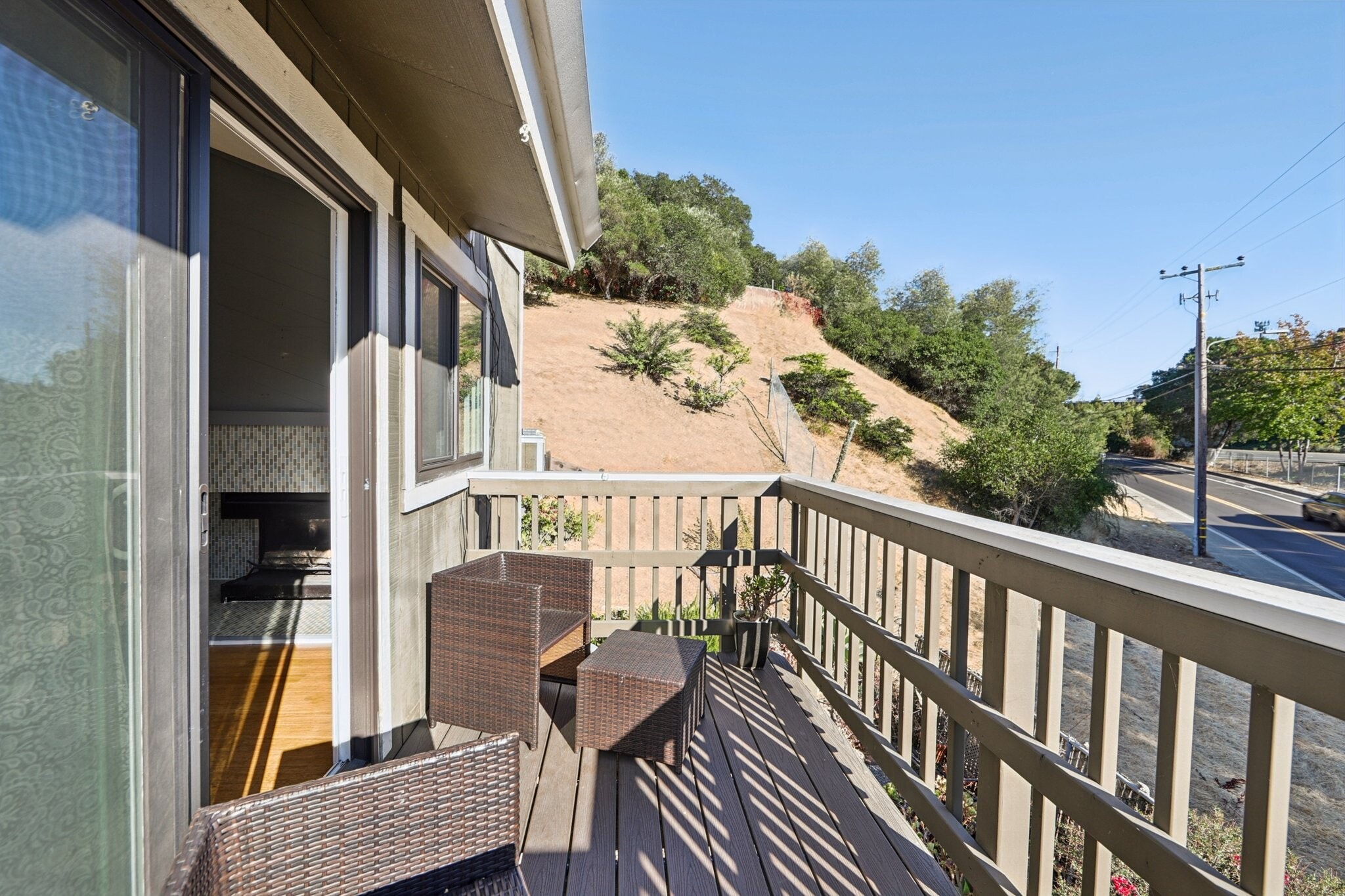 Balcony - 5400 Mountain Blvd