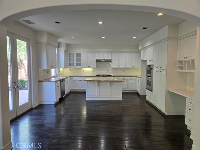 Building Photo - 25 Torrey Pine