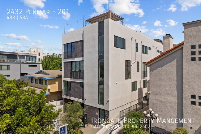 Building Photo - 2432 Penmar-201