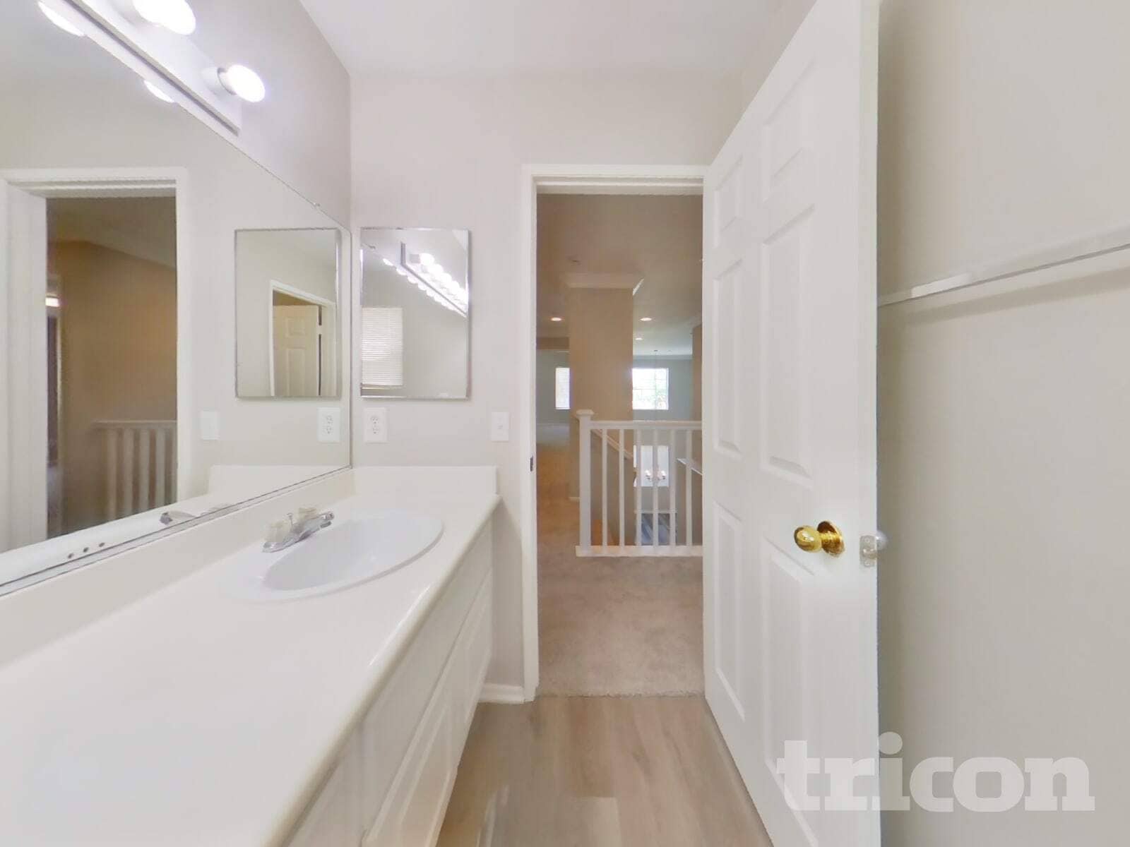 Building Photo - 15591 Eastwind Ave