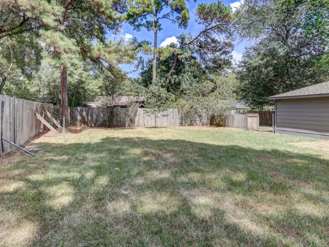 Building Photo - 1951 Round Spring Dr