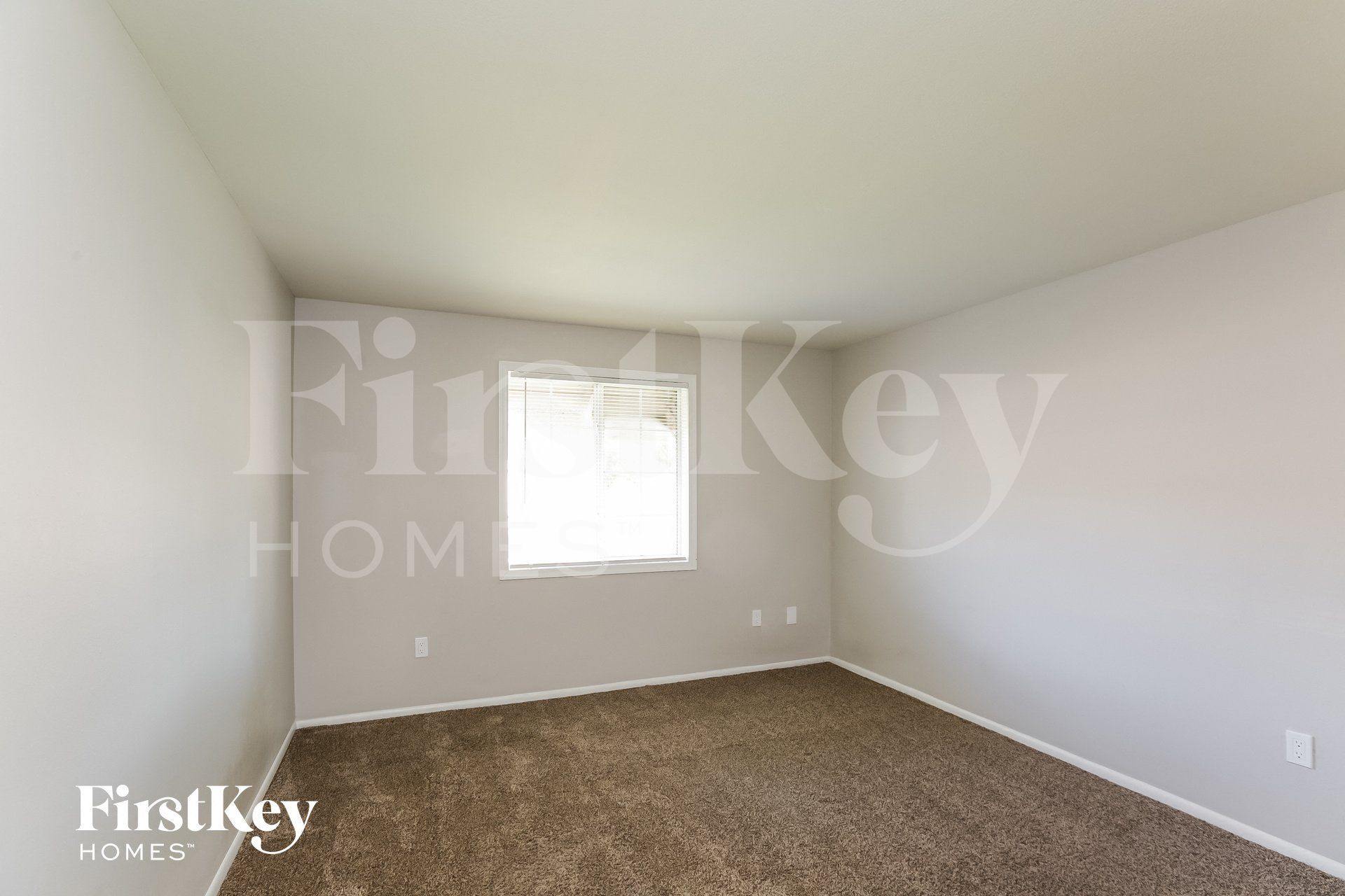 Building Photo - 13249 N 14th Dr