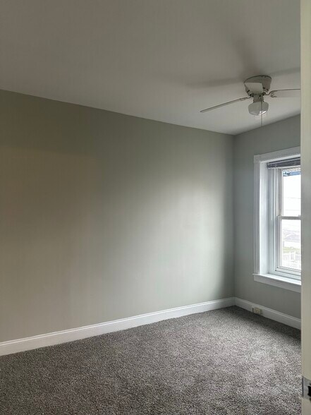 Building Photo - 202 S Home Ave