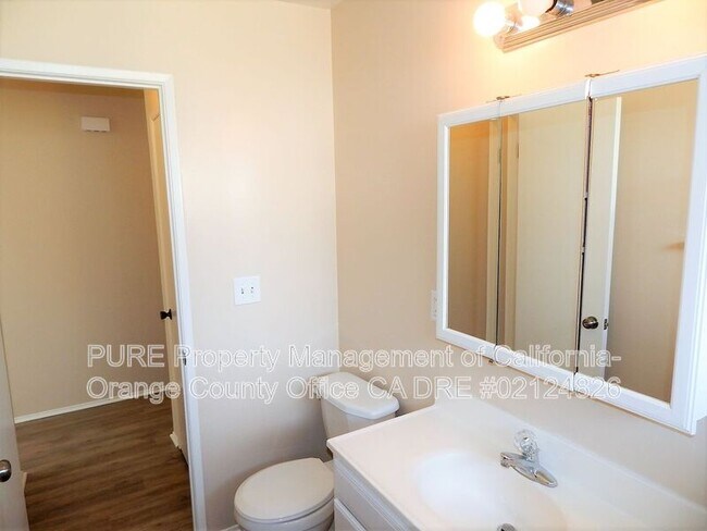 Building Photo - 6092 Larchwood Dr