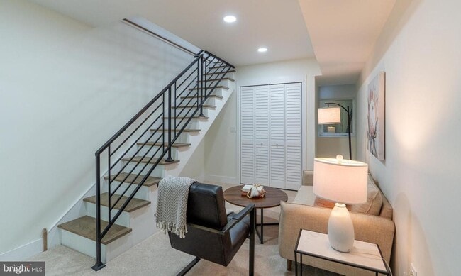 Building Photo - WOW brand new with Deck