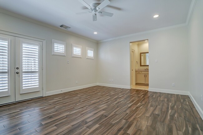 Building Photo - 1539 Haddon St