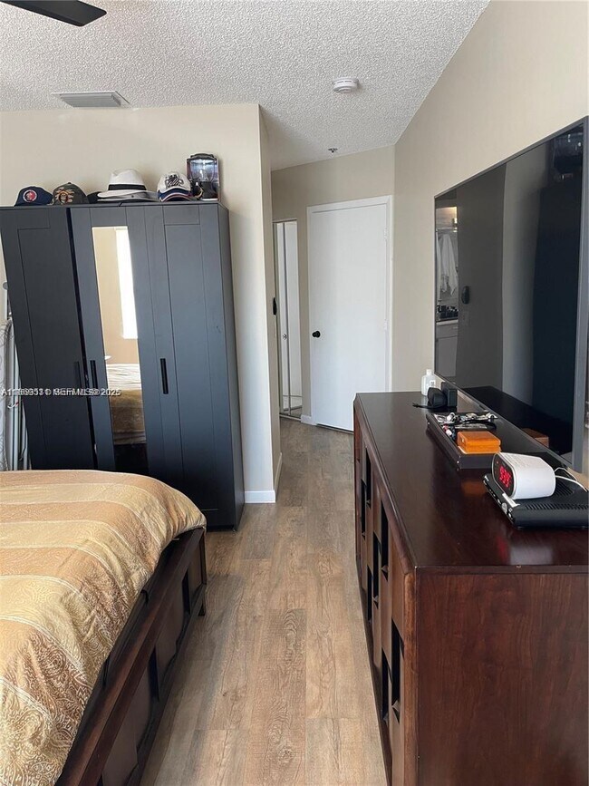 Building Photo - 5133 Brisata Cir