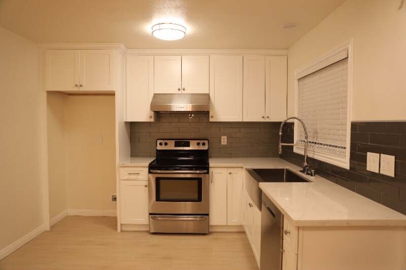 Building Photo - 116 Buccaneer St