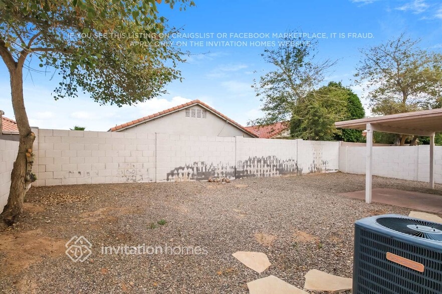 Building Photo - 8162 E Onza Ave