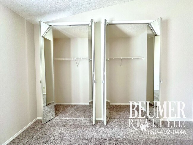 Building Photo - **$200 OFF FIRST MONTHS RENT**