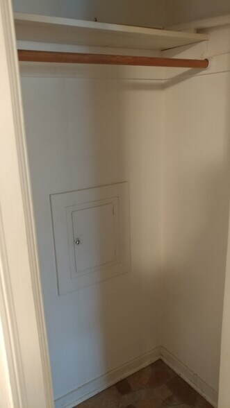 Laundry Chute - 6216 W 34th St