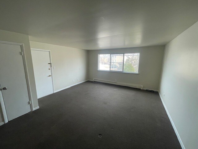 Building Photo - 3901 W 124th St