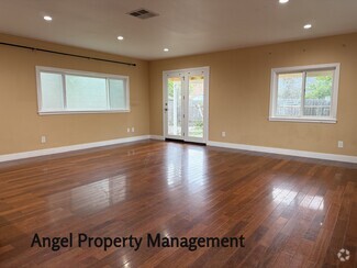 Building Photo - 5629 La Campana Wy