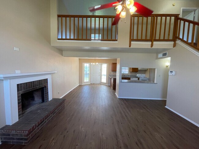 Building Photo - Perfect Home for you!