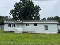 Building Photo - Home in Pembroke