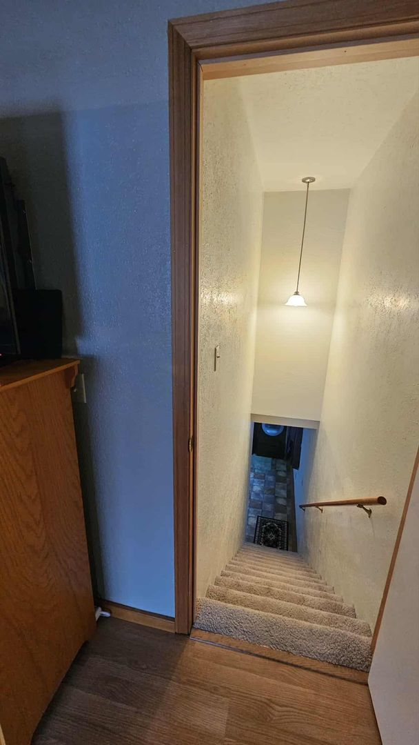 Building Photo - Fully Furnished House with views and all utilities covered