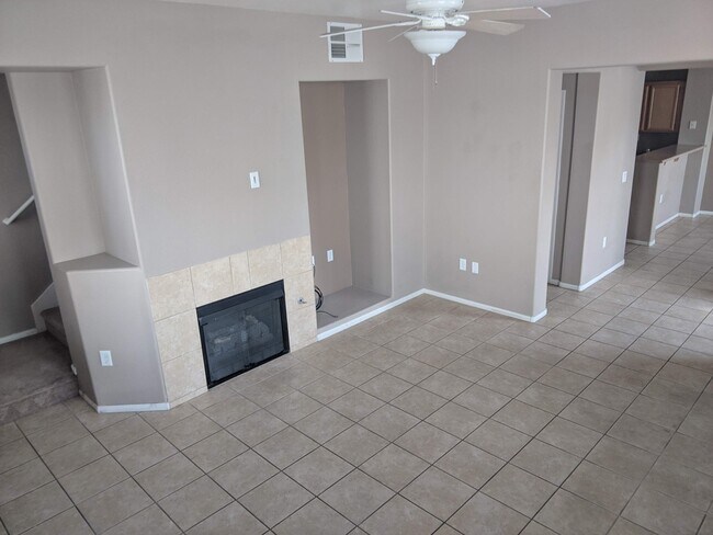 Building Photo - 10230 Deerfield Beach Ave